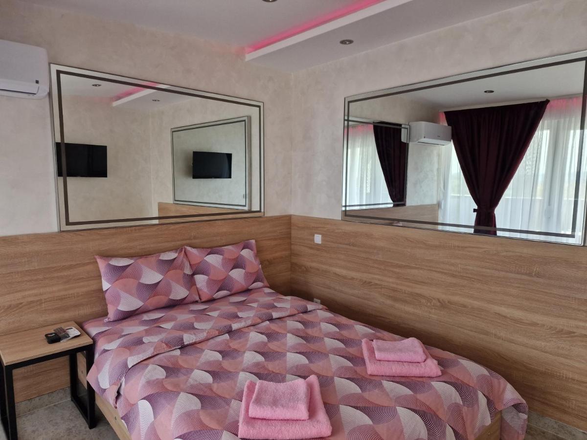 Rooms Green Set Belgrad Dış mekan fotoğraf
